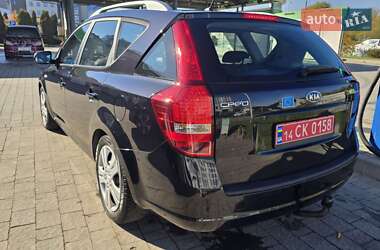 Універсал Kia Ceed 2012 в  фото 23 Універсал Kia Ceed 2012 в