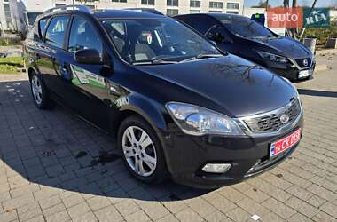 Універсал Kia Ceed 2012 в  фото 28 Універсал Kia Ceed 2012 в