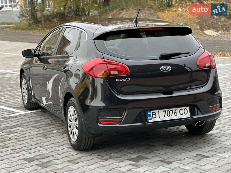 Хэтчбек Kia Ceed 2017 в Виннице