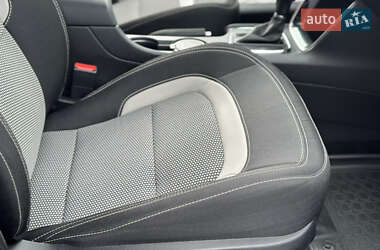 Хэтчбек Kia Ceed 2017 в 