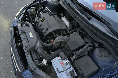Хетчбек Kia Ceed 2008 в 