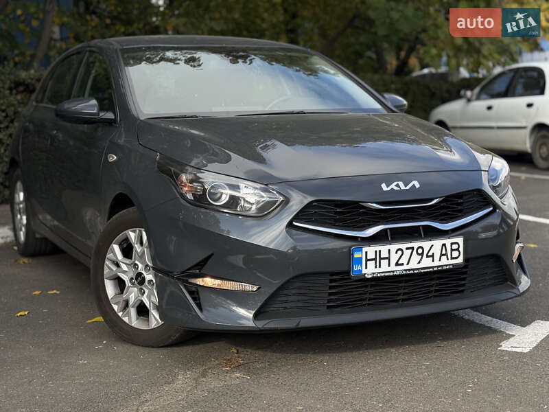 Хетчбек Kia Ceed 2022 в Одесі фото 2 Хетчбек Kia Ceed 2022 в Одесі