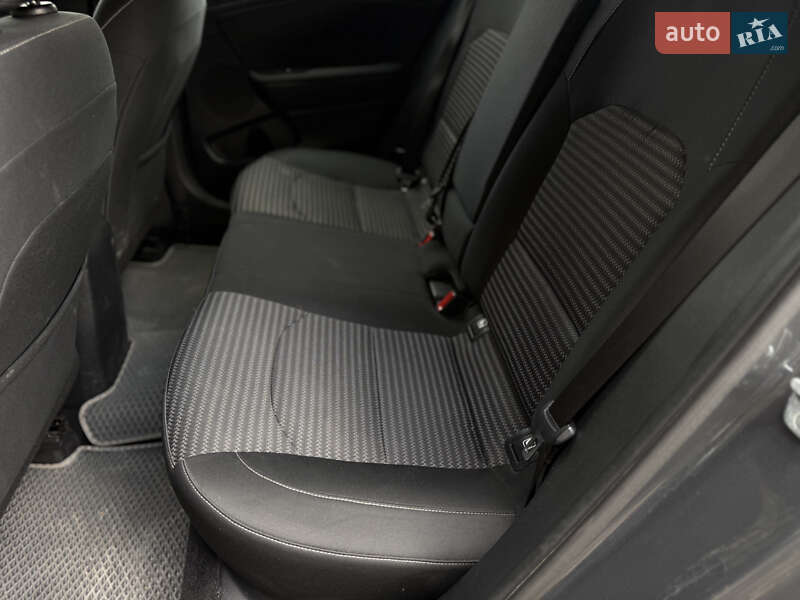 Хетчбек Kia Ceed 2022 в Одесі фото 18 Хетчбек Kia Ceed 2022 в Одесі