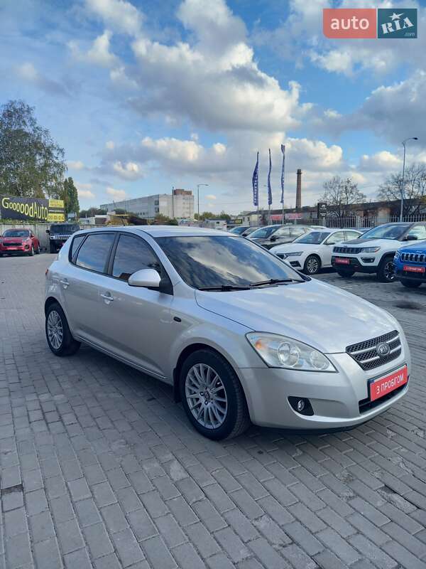 Хетчбек Kia Ceed 2007 в Полтаві фото 3 Хетчбек Kia Ceed 2007 в Полтаві