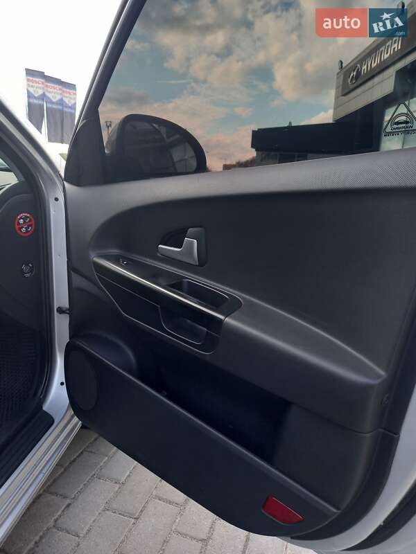 Хетчбек Kia Ceed 2007 в Полтаві фото 16 Хетчбек Kia Ceed 2007 в Полтаві