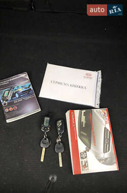 Хетчбек Kia Ceed 2008 в 
