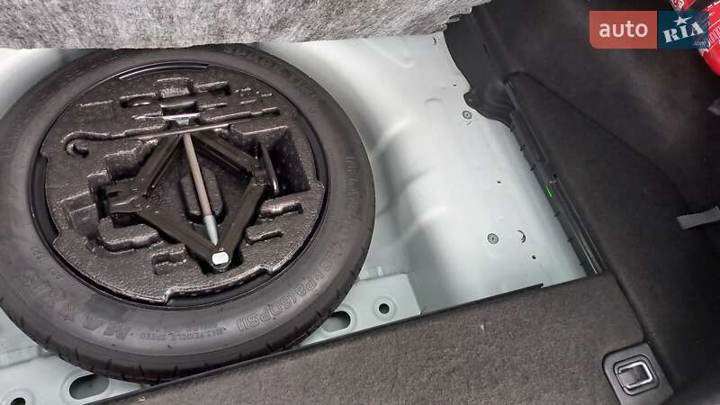 Универсал Kia Ceed 2015 в Сокале