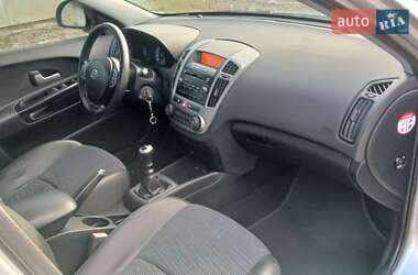 Універсал Kia Ceed 2008 в  фото 13 Універсал Kia Ceed 2008 в