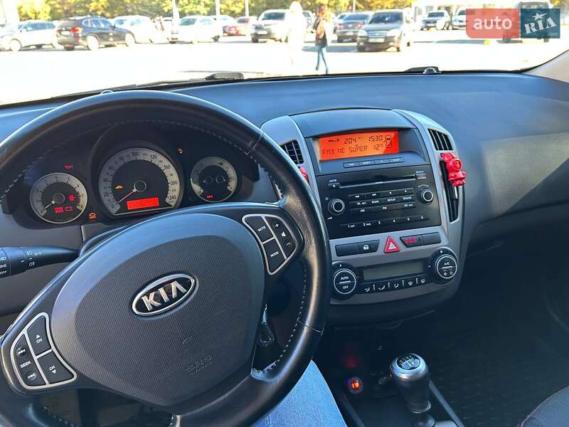 Хетчбек Kia Ceed 2007 в Одесі фото 6 Хетчбек Kia Ceed 2007 в Одесі