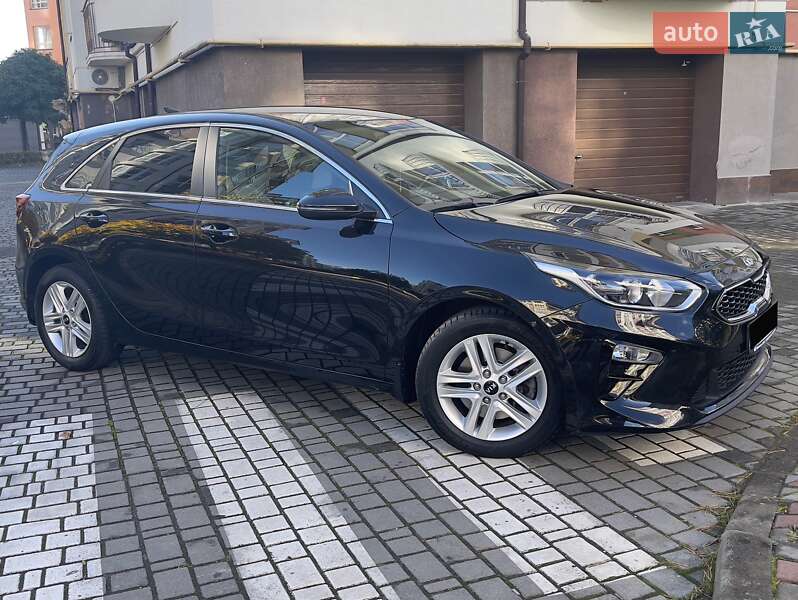 Хэтчбек Kia Ceed 2019 в Ивано-Франковске фото 3 Хэтчбек Kia Ceed 2019 в Ивано-Франковске