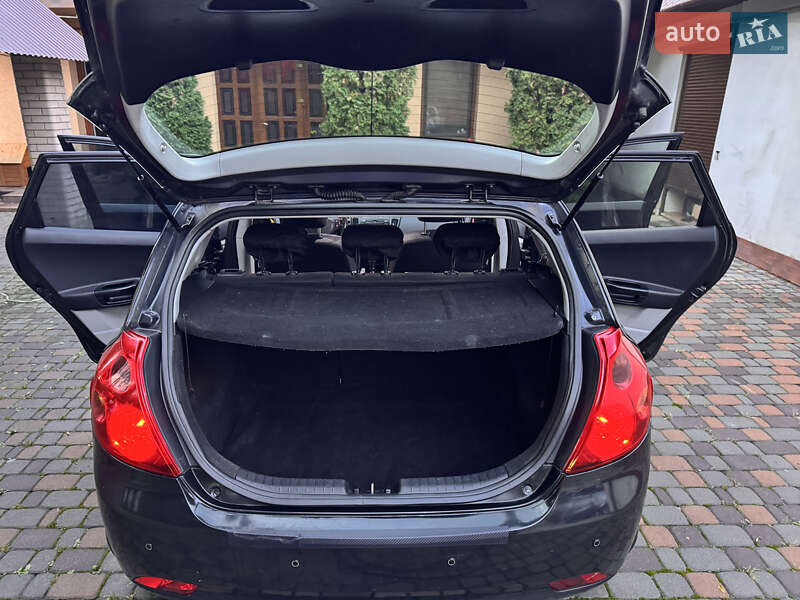 Хэтчбек Kia Ceed 2008 в Ивано-Франковске фото 15 Хэтчбек Kia Ceed 2008 в Ивано-Франковске