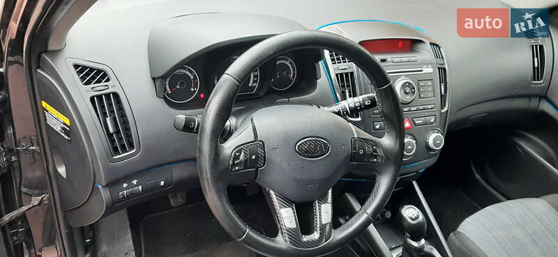 Універсал Kia Ceed 2009 в Чернігові