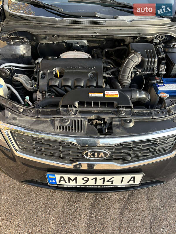 Хэтчбек Kia Ceed 2009 в Житомире фото 16 Хэтчбек Kia Ceed 2009 в Житомире