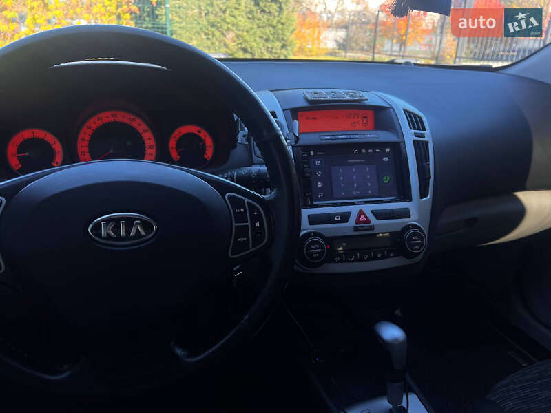Хэтчбек Kia Ceed 2008 в Киеве фото 8 Хэтчбек Kia Ceed 2008 в Киеве