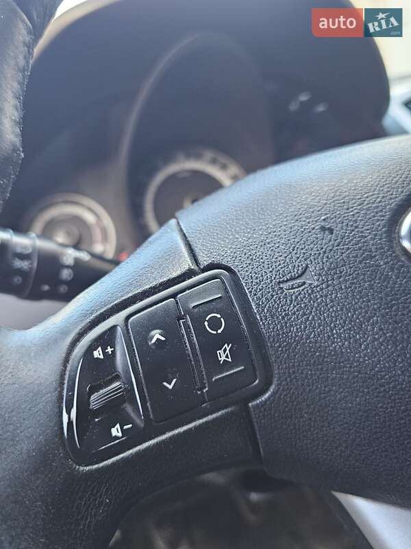 Универсал Kia Ceed 2010 в Киеве