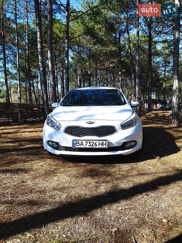 Хэтчбек Kia Ceed 2013 в Килии