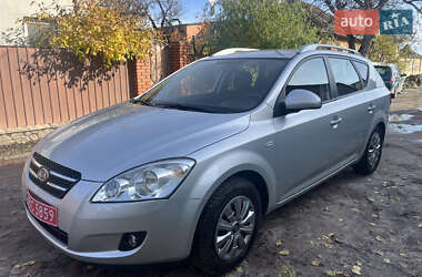 Универсал Kia Ceed 2009 в Ахтырке