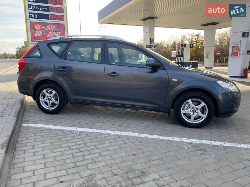 Универсал Kia Ceed 2007 в Запорожье фото 13 Универсал Kia Ceed 2007 в Запорожье