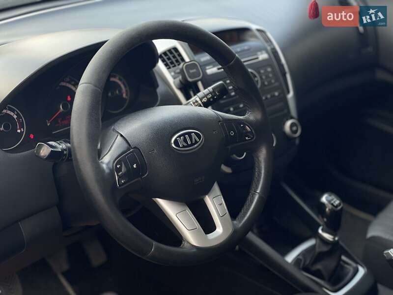Універсал Kia Ceed 2012 в Дніпрі фото 13 Універсал Kia Ceed 2012 в Дніпрі