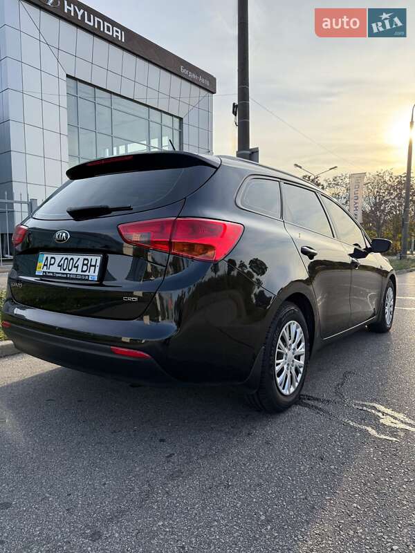 Универсал Kia Ceed 2013 в Запорожье