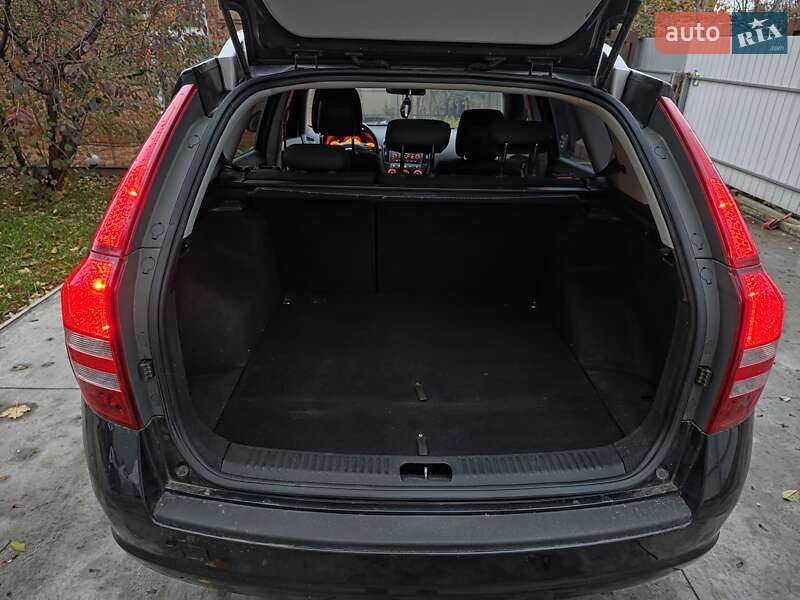 Универсал Kia Ceed 2008 в Бердичеве