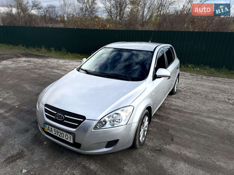 Хэтчбек Kia Ceed 2008 в Павлограде фото 2 Хэтчбек Kia Ceed 2008 в Павлограде