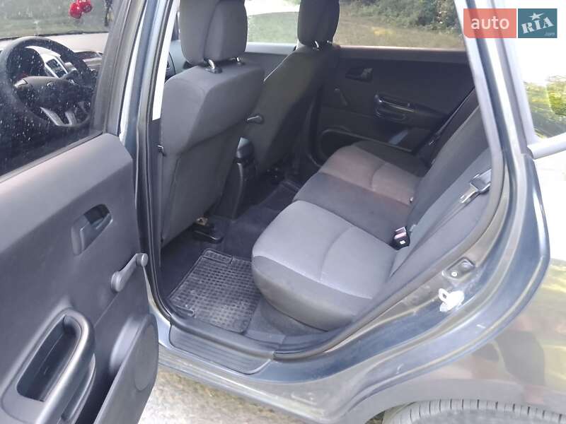 Універсал Kia Ceed 2010 в Дубні фото 3 Універсал Kia Ceed 2010 в Дубні