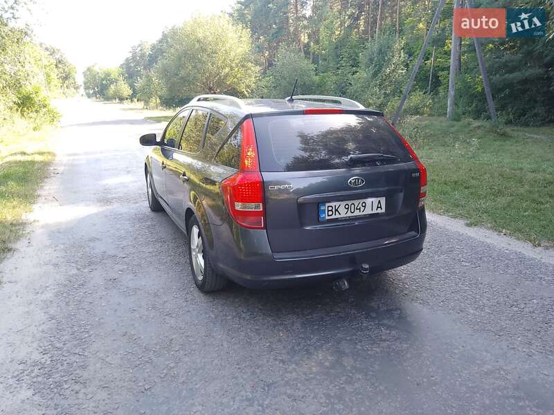 Універсал Kia Ceed 2010 в Дубні фото 15 Універсал Kia Ceed 2010 в Дубні