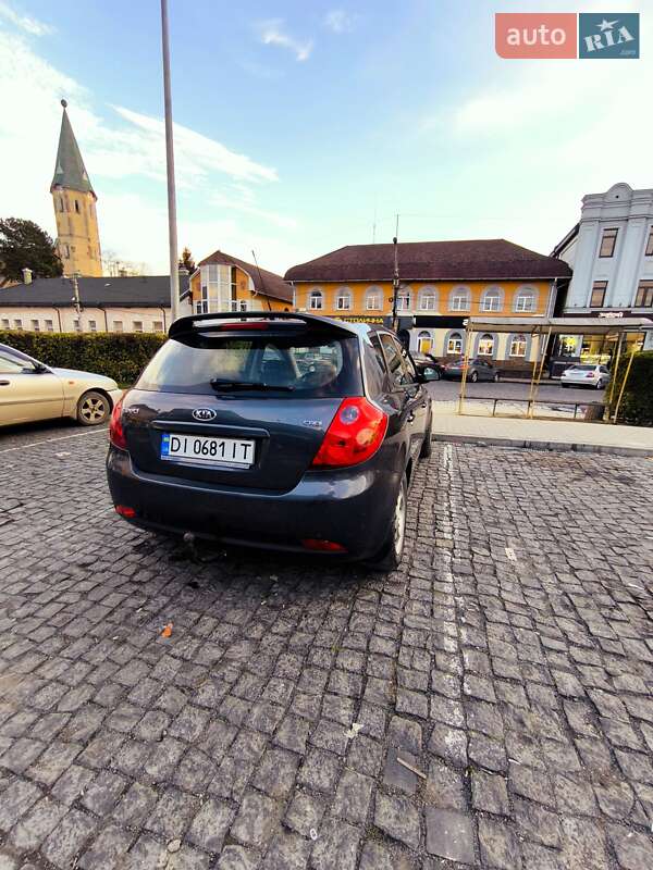 Хетчбек Kia Ceed 2008 в Виноградові