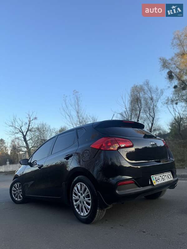 Хетчбек Kia Ceed 2013 в Києві фото 15 Хетчбек Kia Ceed 2013 в Києві