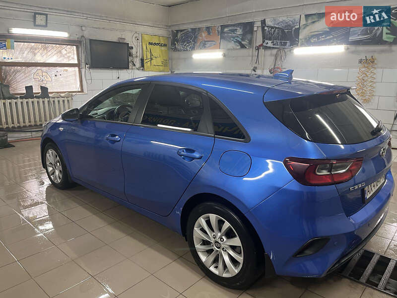 Хэтчбек Kia Ceed 2019 в Богодухове