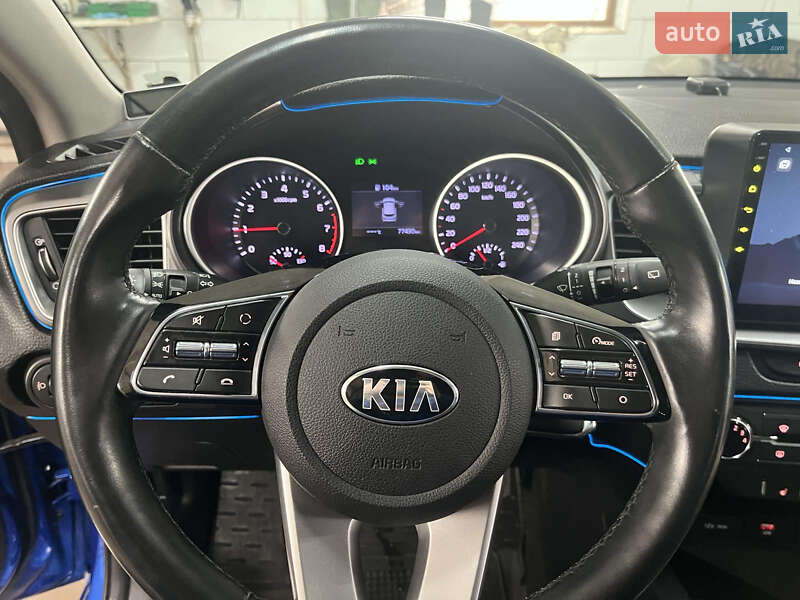 Хэтчбек Kia Ceed 2019 в Богодухове