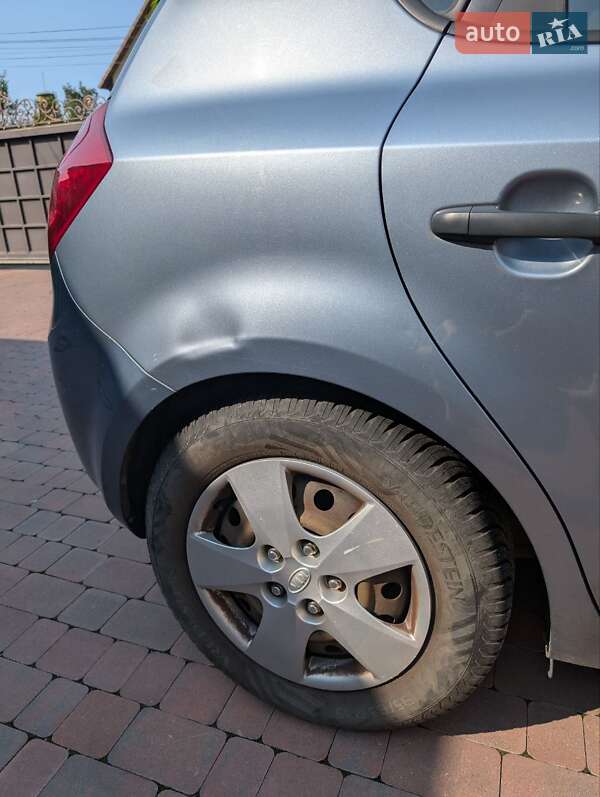 Хэтчбек Kia Ceed 2009 в Виннице