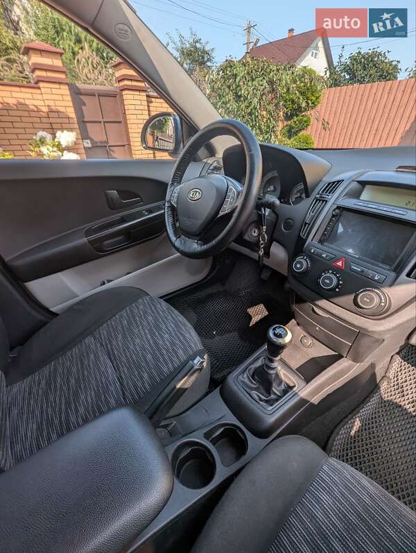 Хэтчбек Kia Ceed 2009 в Виннице