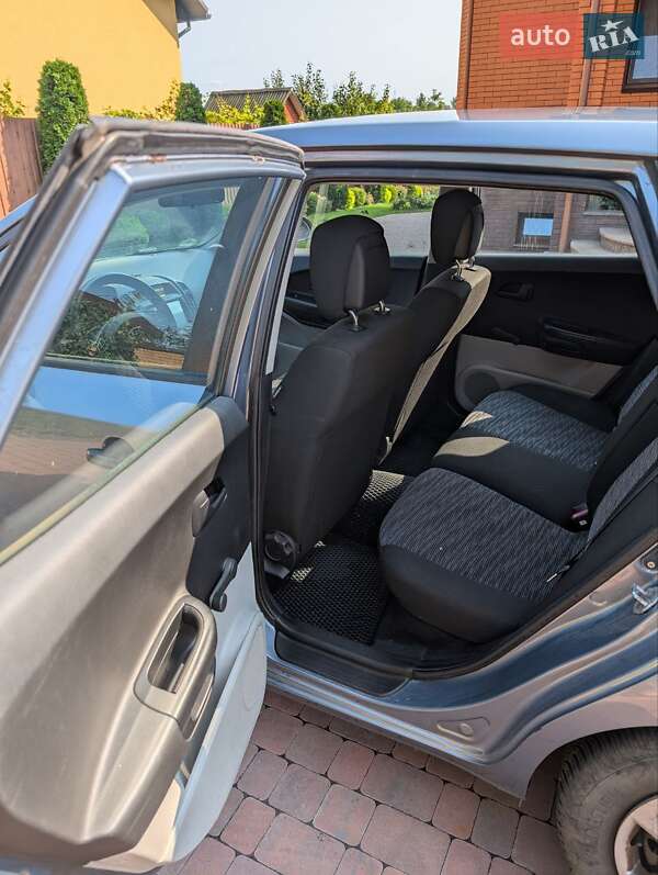 Хэтчбек Kia Ceed 2009 в Виннице