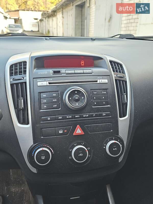 Универсал Kia Ceed 2010 в Киеве фото 14 Универсал Kia Ceed 2010 в Киеве