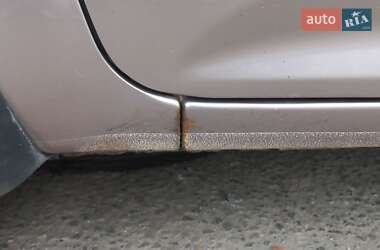 Хэтчбек Kia Ceed 2008 в Умани