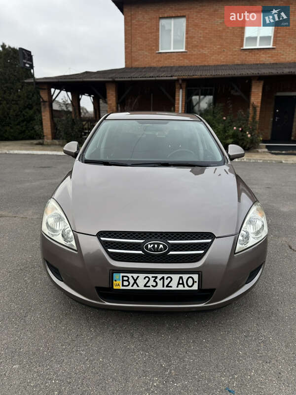 Хетчбек Kia Ceed 2007 в Знам'янці