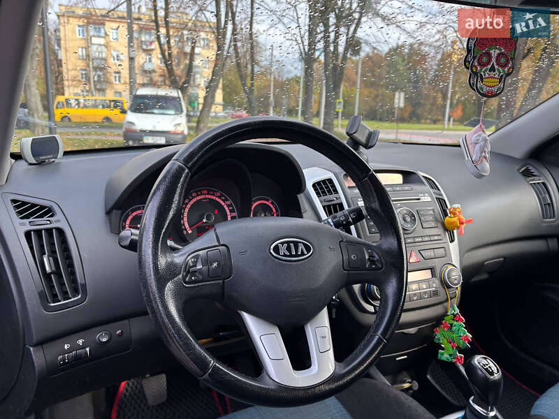 Хетчбек Kia Ceed 2009 в Львові фото 21 Хетчбек Kia Ceed 2009 в Львові