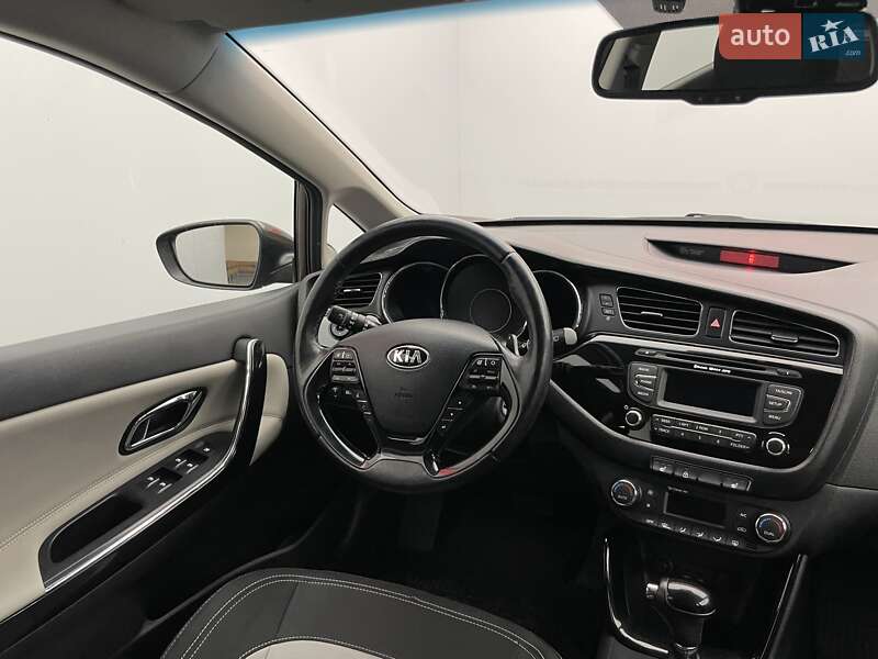 Хэтчбек Kia Ceed 2013 в Киеве