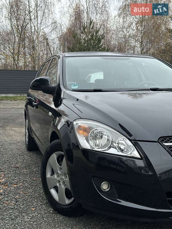 Хэтчбек Kia Ceed 2007 в Маневичах фото 7 Хэтчбек Kia Ceed 2007 в Маневичах