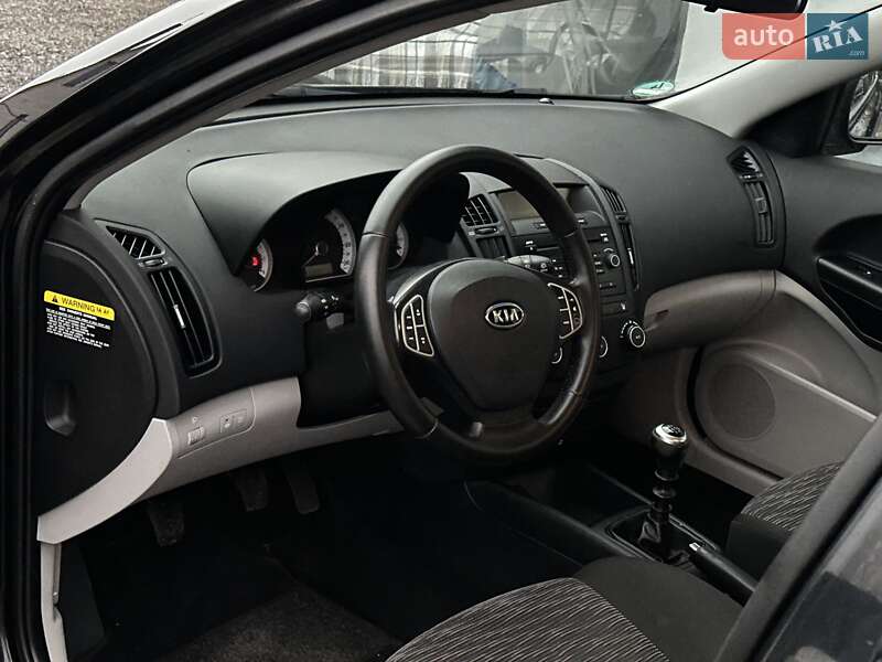 Хэтчбек Kia Ceed 2007 в Маневичах фото 17 Хэтчбек Kia Ceed 2007 в Маневичах