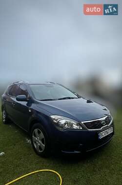 Универсал Kia Ceed 2009 в Львове