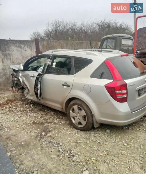 Универсал Kia Ceed 2009 в Чорткове