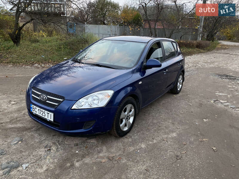 Хетчбек Kia Ceed 2009 в Харкові фото Хетчбек Kia Ceed 2009 в Харкові