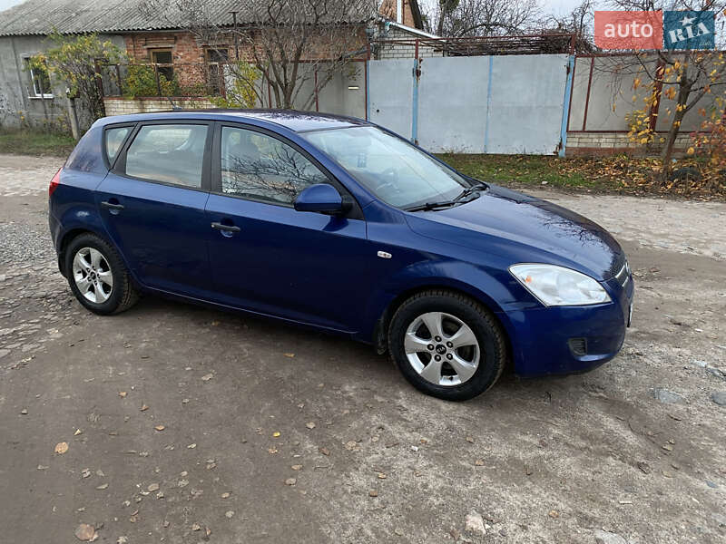 Хетчбек Kia Ceed 2009 в Харкові фото 8 Хетчбек Kia Ceed 2009 в Харкові