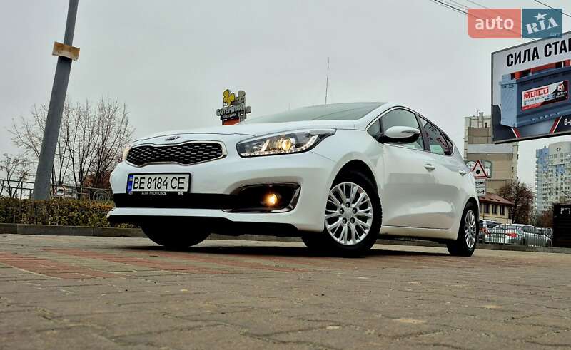 Хэтчбек Kia Ceed 2018 в Киеве