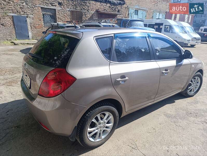 Хетчбек Kia Ceed 2007 в Миколаєві фото 10 Хетчбек Kia Ceed 2007 в Миколаєві