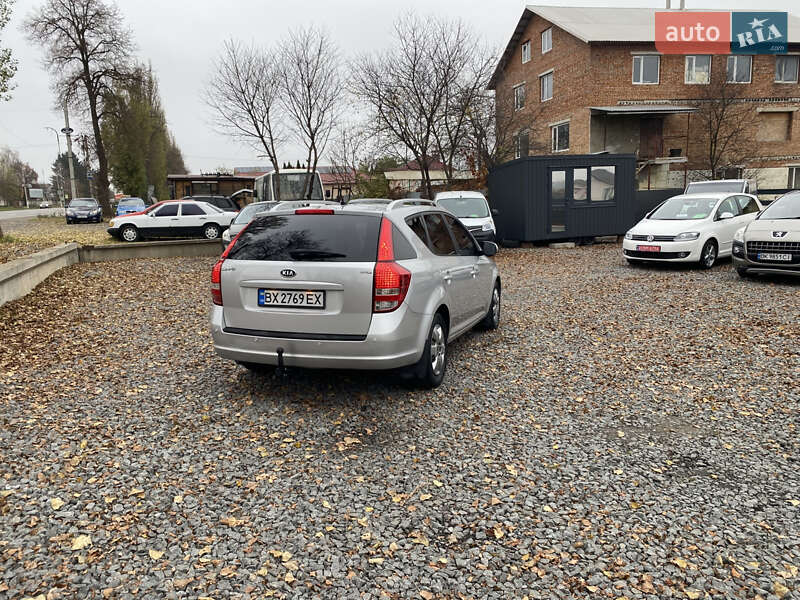 Універсал Kia Ceed 2010 в Хмельницькому