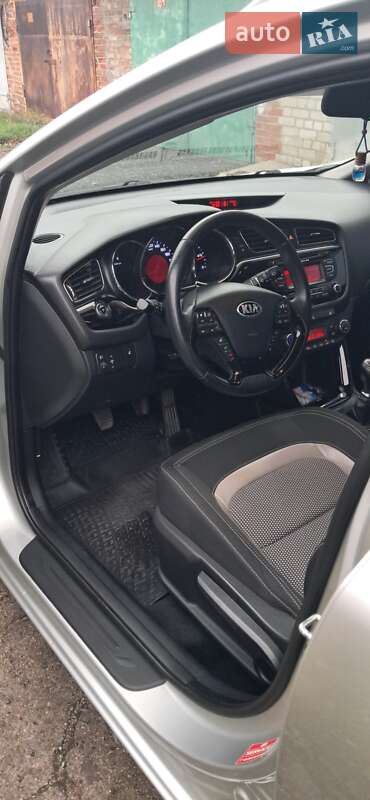 Универсал Kia Ceed 2013 в Славянске